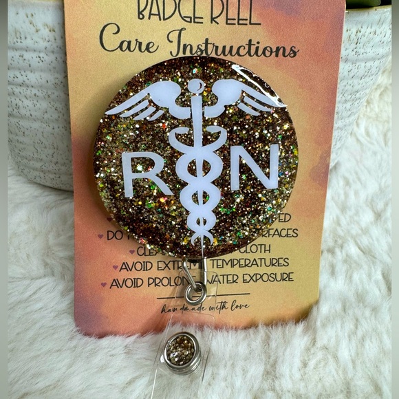 💖RN Badge Reel/Retractable for ID Cards💜 - Picture 1 of 3